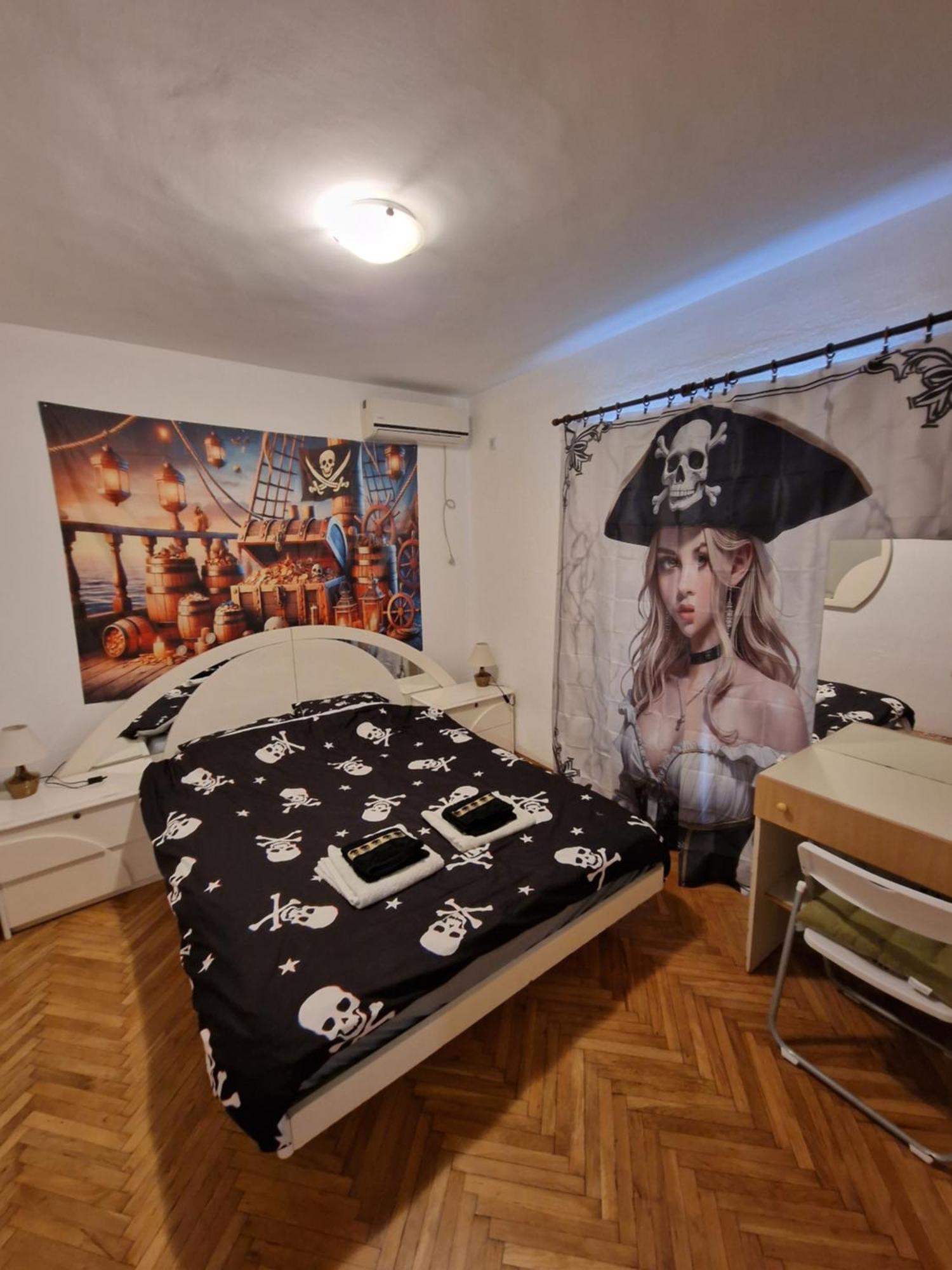 Pirate Backpackers Ulcinj Exterior foto