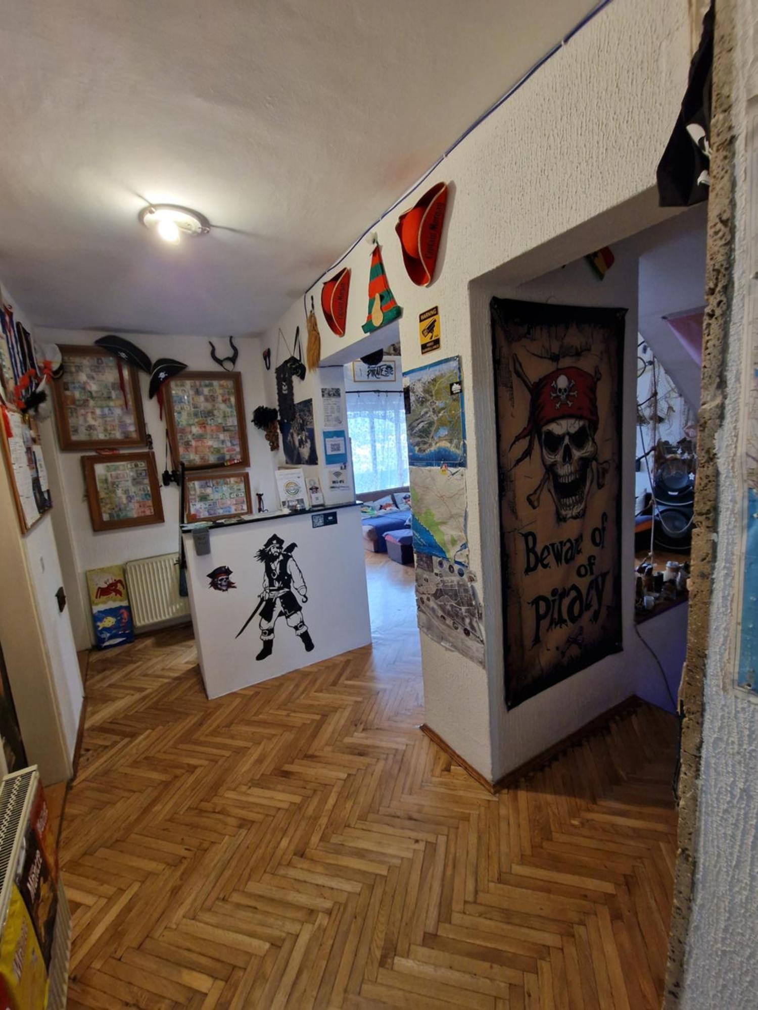 Pirate Backpackers Ulcinj Exterior foto